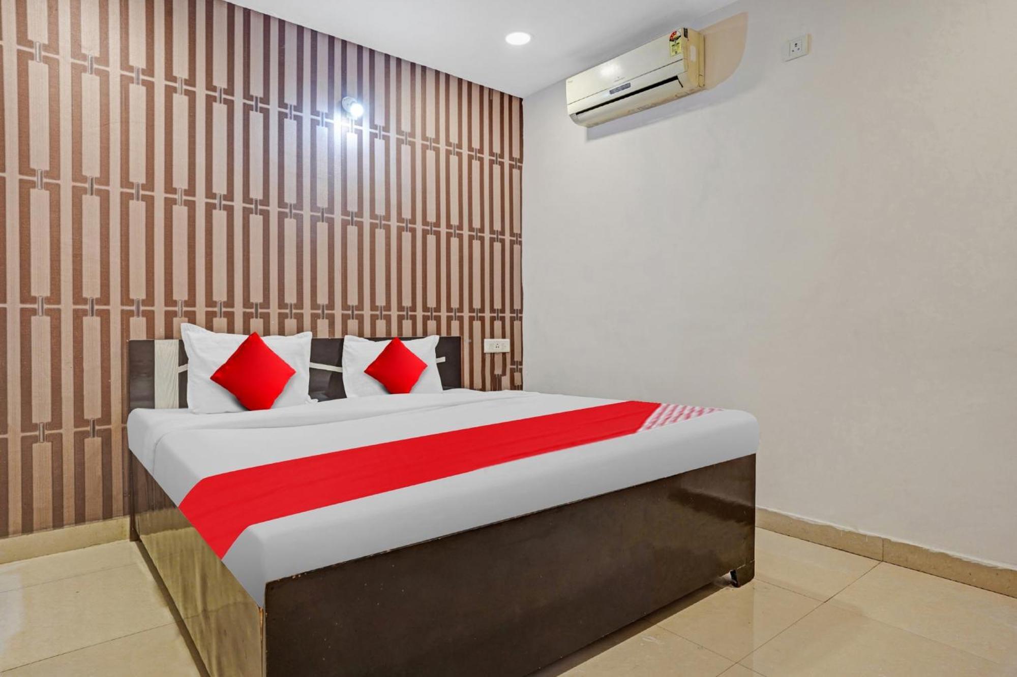 Hotel O Flagship Hotel Gulmohar Inn Bhopal Bagian luar foto