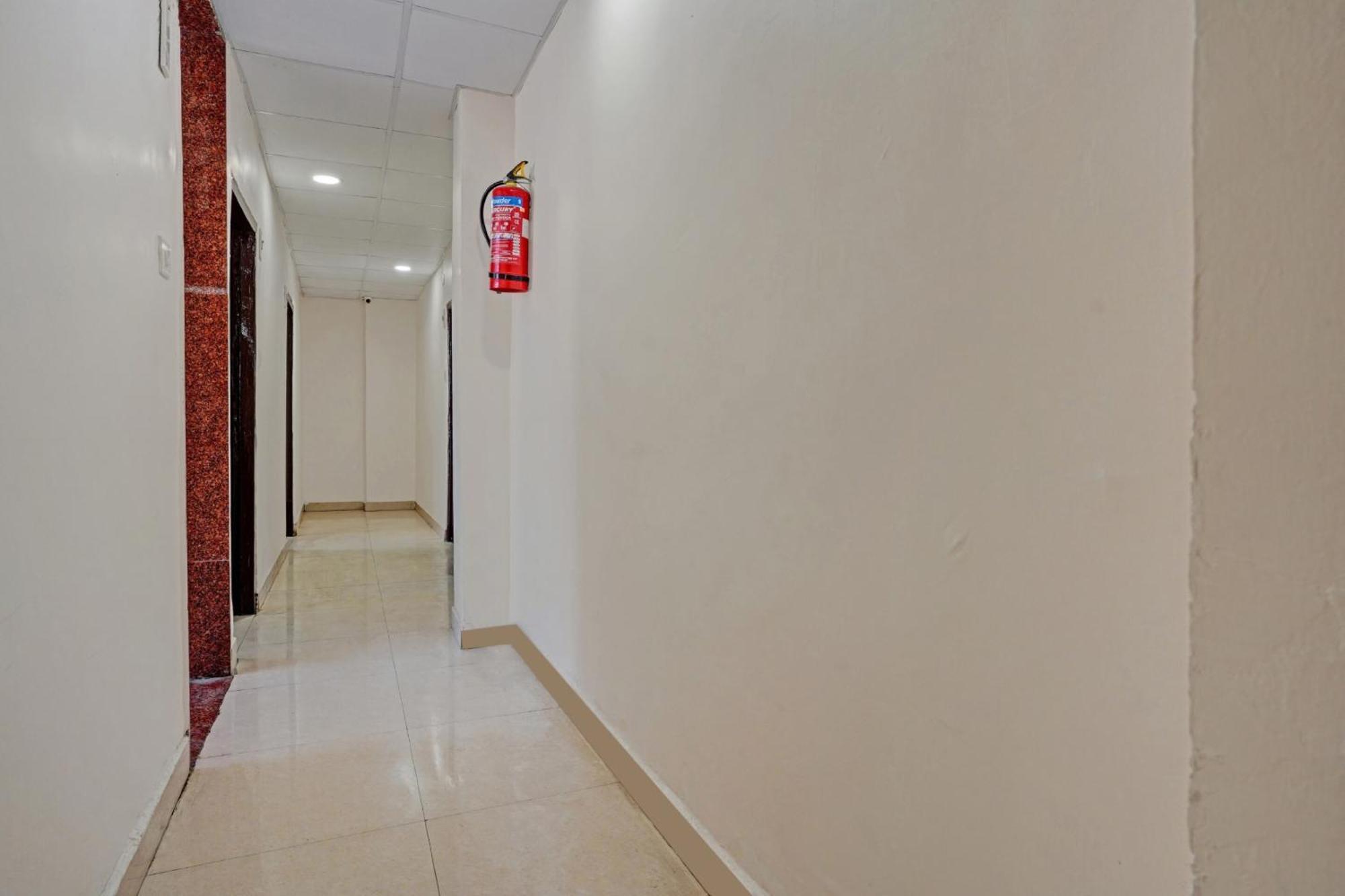 Hotel O Flagship Hotel Gulmohar Inn Bhopal Bagian luar foto