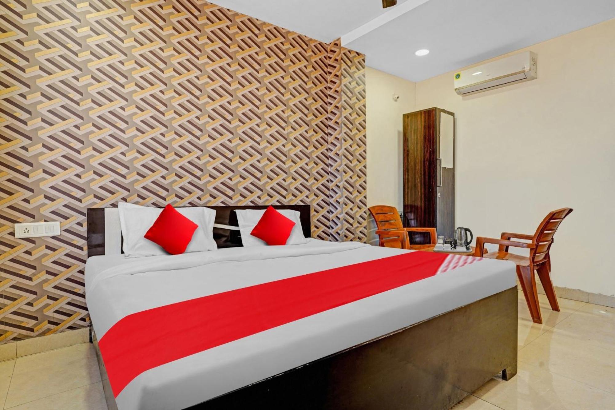 Hotel O Flagship Hotel Gulmohar Inn Bhopal Bagian luar foto