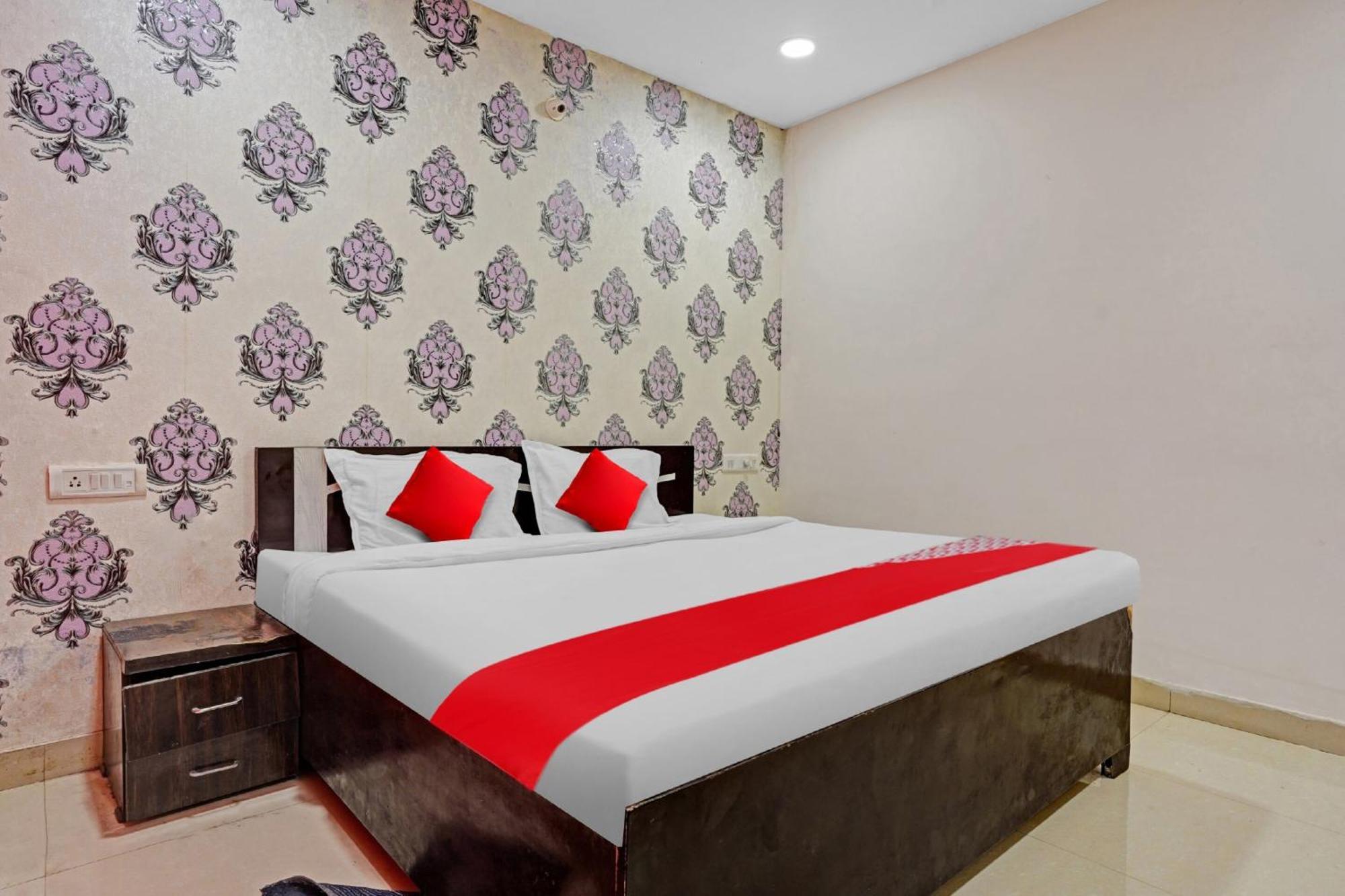 Hotel O Flagship Hotel Gulmohar Inn Bhopal Bagian luar foto