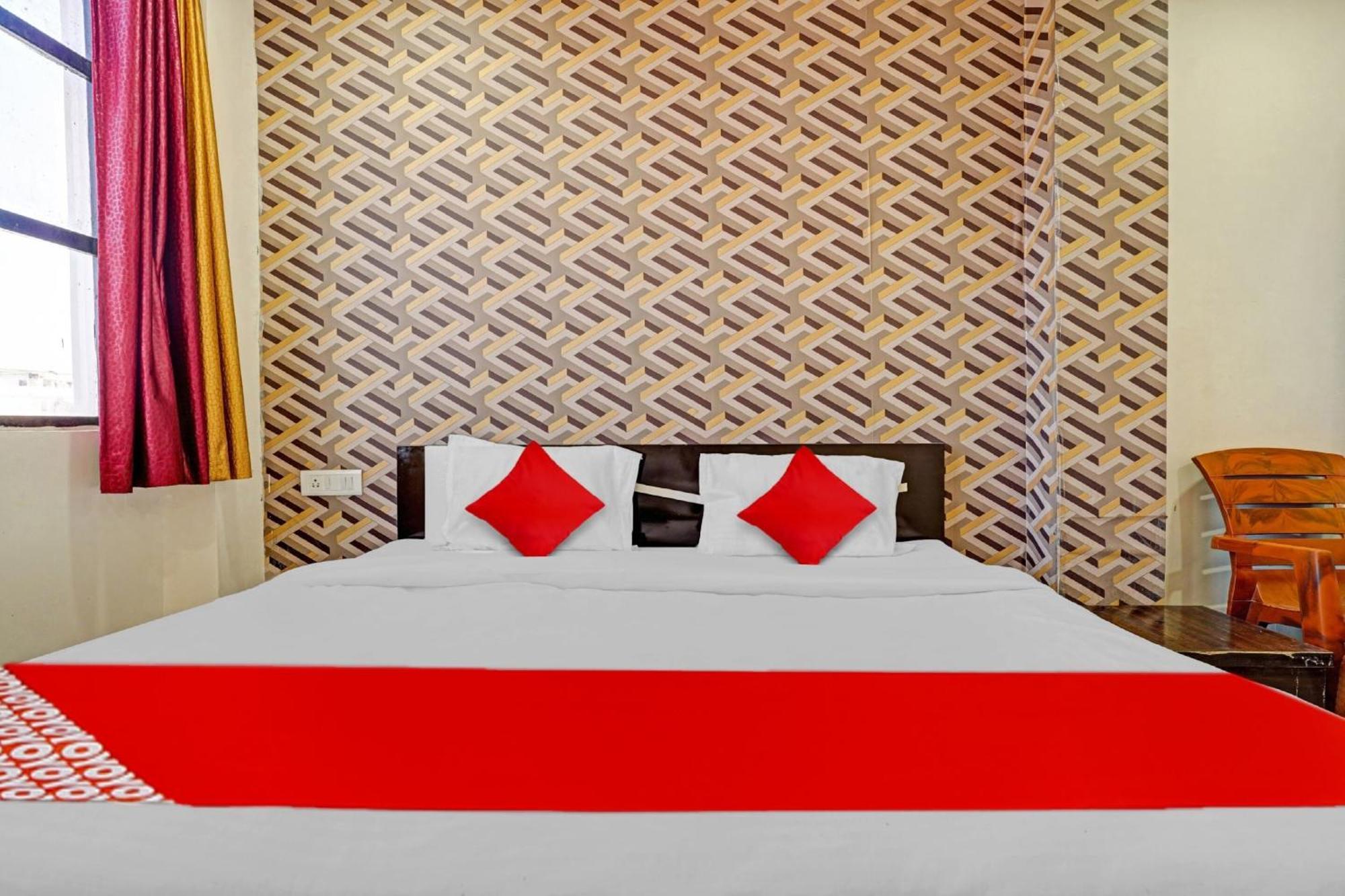 Hotel O Flagship Hotel Gulmohar Inn Bhopal Bagian luar foto